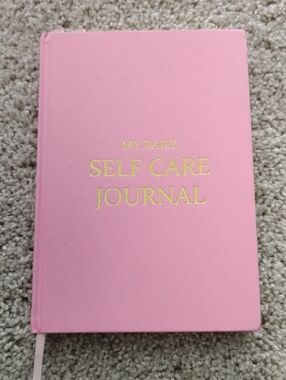 Pink Self Care Journal with Gratitude Statements On Each Page BRAND NEW